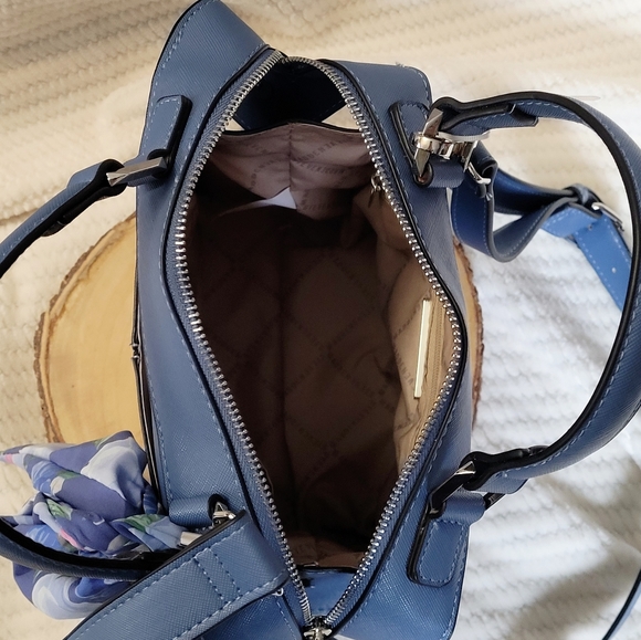 Steve Madden Ocean Breese Handbag - Picture 6 of 9